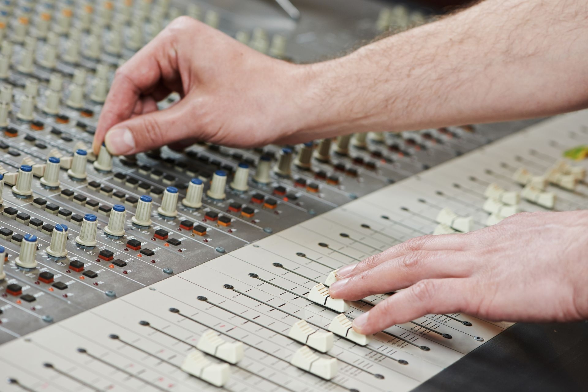 Are there any specific industries or professions that can benefit from digital ambient noise control?